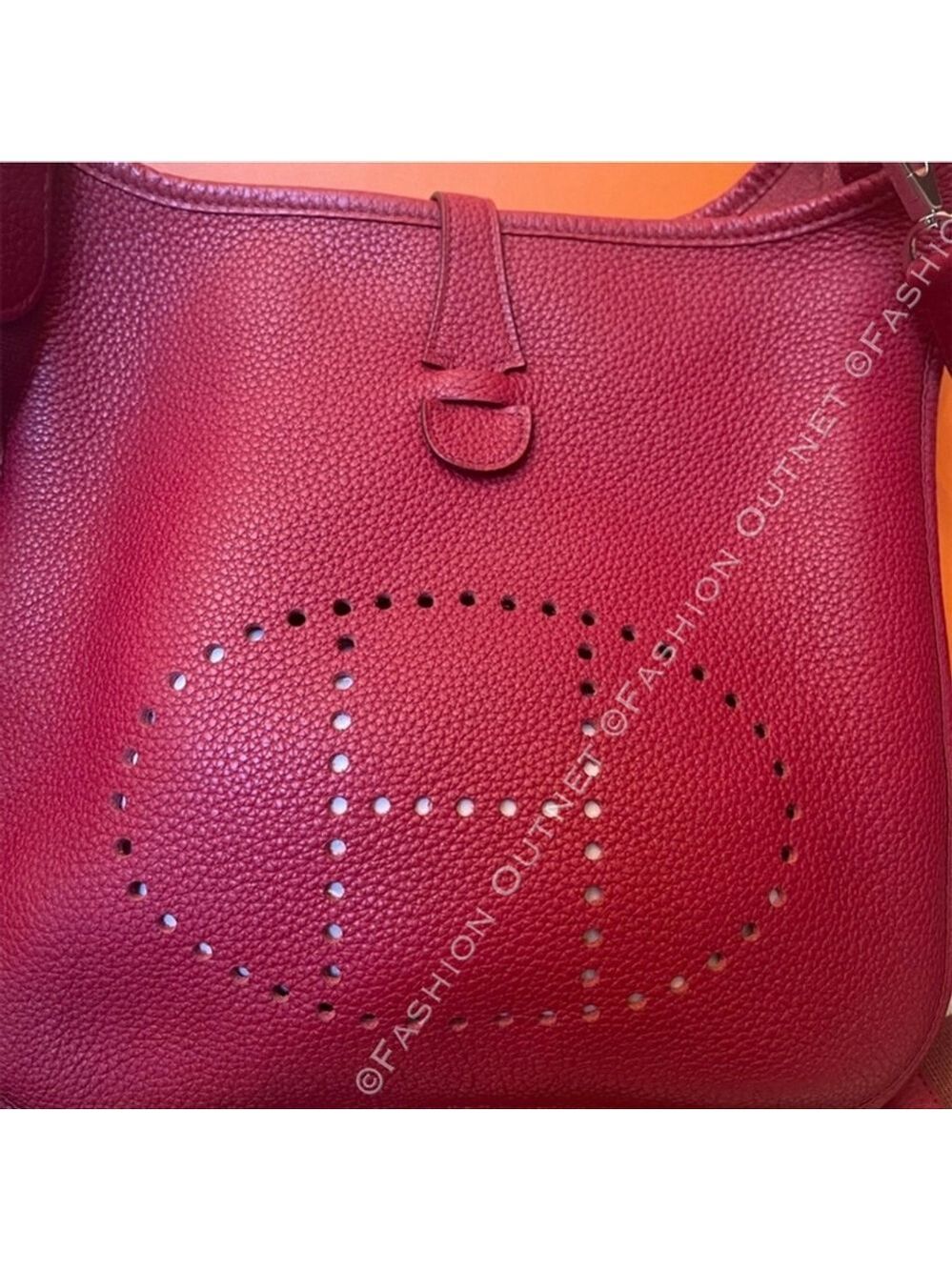Hermés Evelyne III 29 PM in Rouge Garance Clemence Leather Red Crossbody Bag - Picture 2 of 16